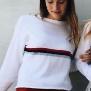 BRANDY MELVILLE SWEATER